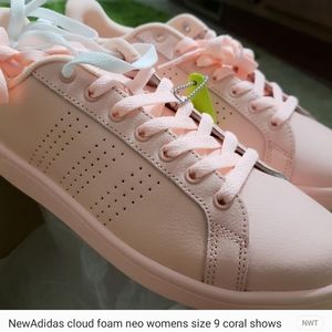 Adidas cloud foam women's shoes CORAL size 9 NWT